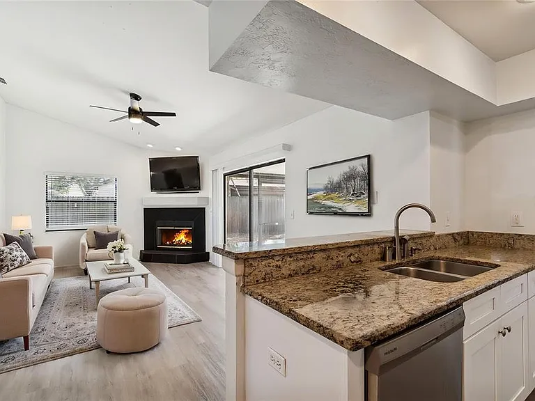 11903 Steppingstone Blvd — Photo 14