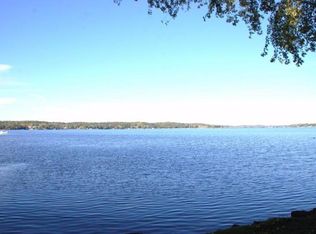 N21W29758 Glen Cove Rd, Pewaukee, WI 53072