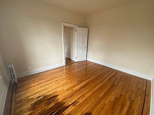 5th image of 666 E 234th St #2A