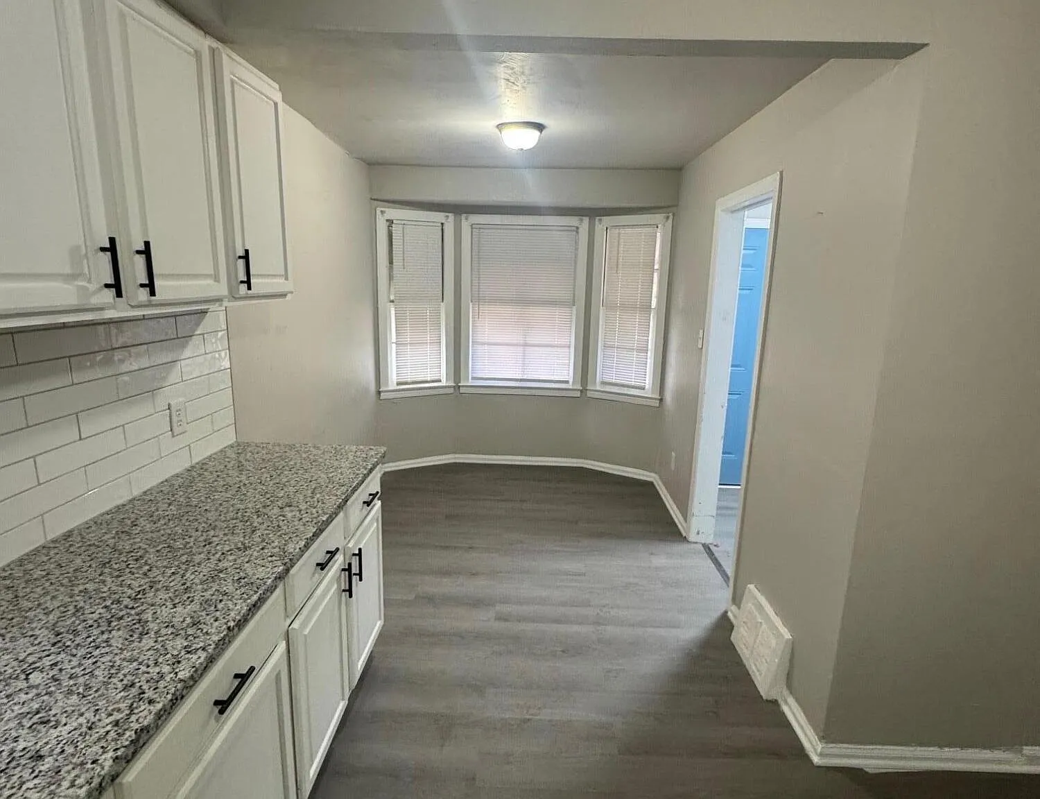 3 bed, 1.0 bath, 849 sqft, $1,450 — Photo 4