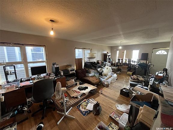 4th image of 720 3rd AVENUE N