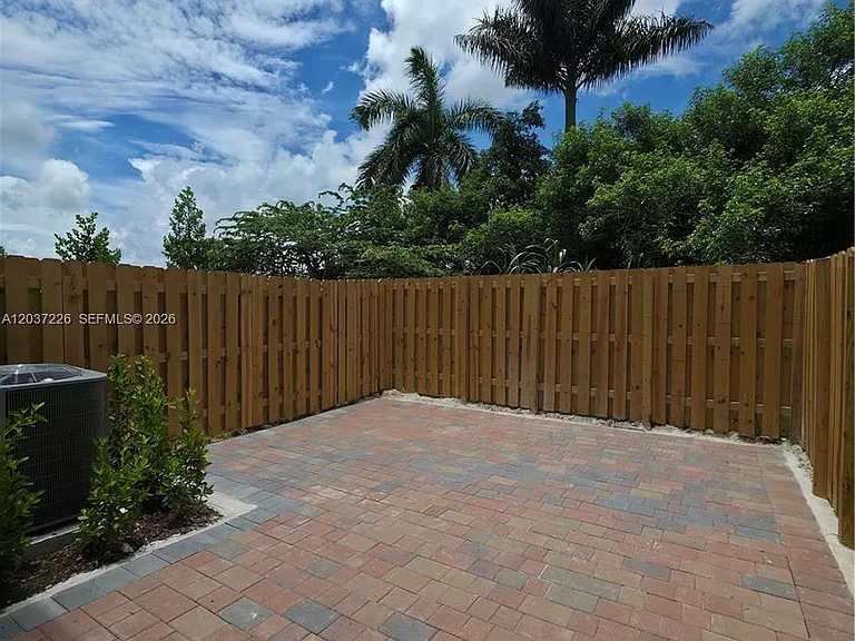 17891 SW 356th Ter — Photo 12