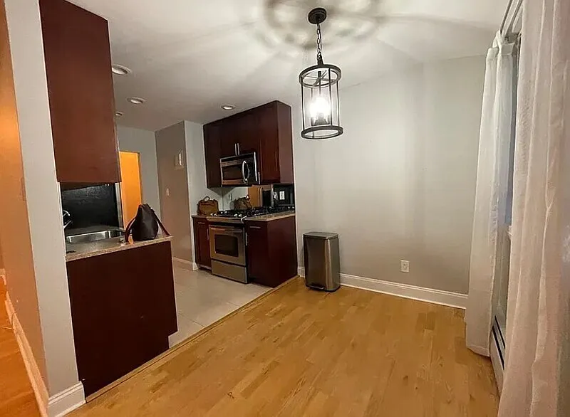 1 bed, 1.0 bath, 670 sqft, $1,720 — Photo 3