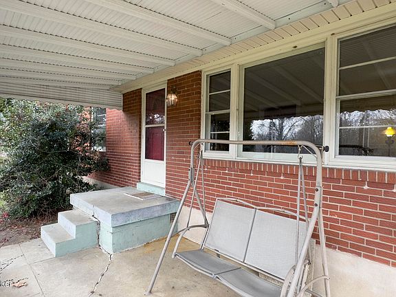 3rd image of 9016 Gayle Dr