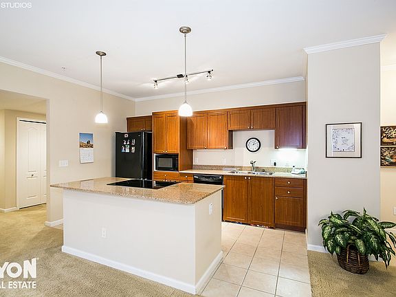 2nd image of 1818 Moore Blvd APT 148