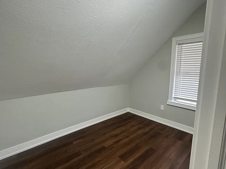 3040 W Medill Ave #3 — Photo 12