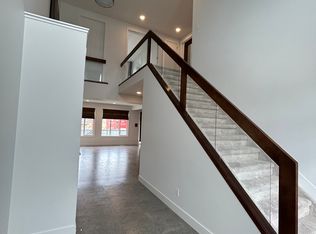 6486 King Wynd SW, Edmonton, AB T6W 3Z9