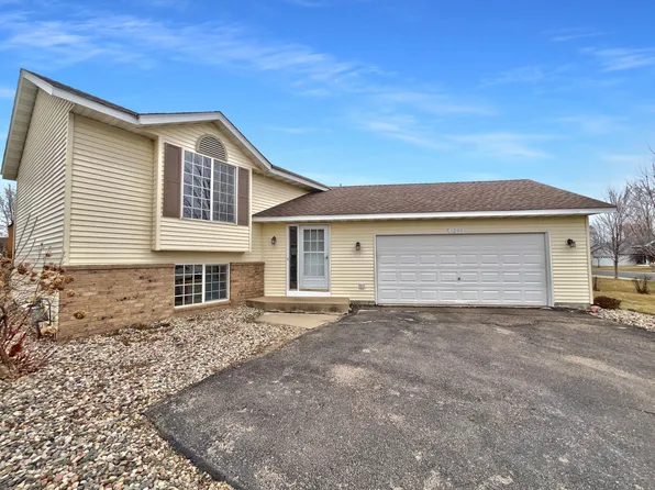 1290 Parkside Ln, Waconia, MN 55387