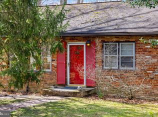 2237 Laurel Ridge Rd, Vienna, VA 22181