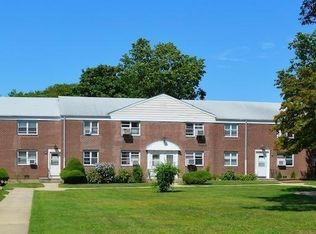 216-23 73rd Ave #0, Oakland Gardens, NY 11364