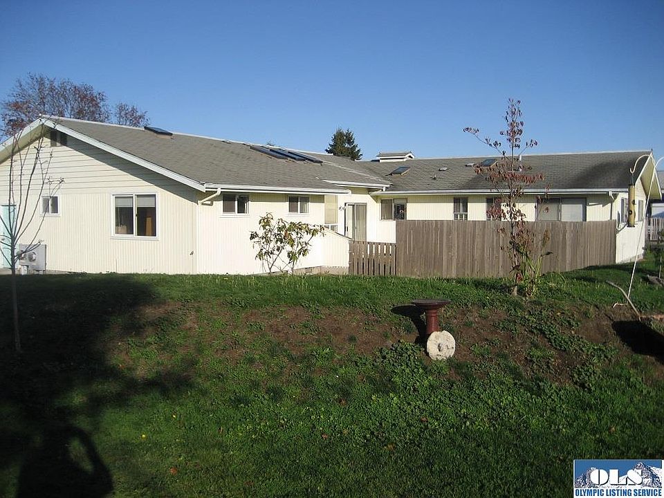 2nd image of 151 N Sunnyside Ave