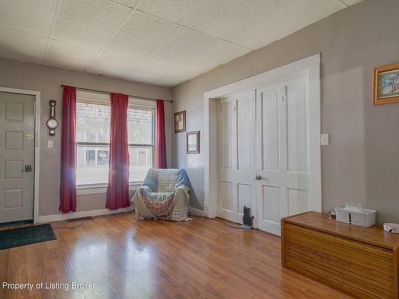 3rd image of 234 Sims St