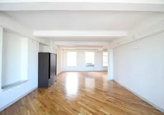 Rented by Pearl Realty Management LLC | media 20