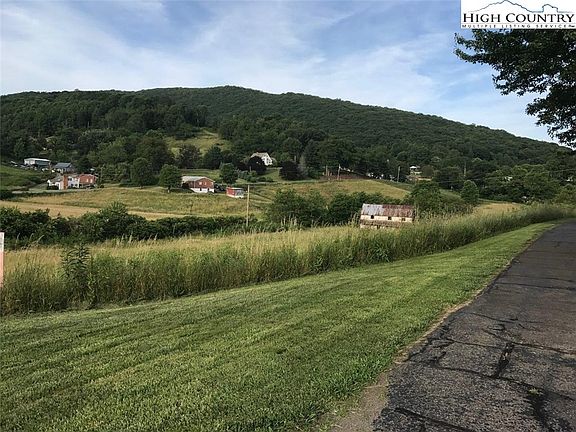 5th image of 1260 Old Hwy 16 Road