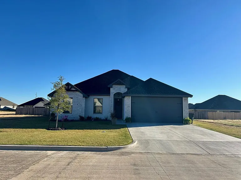 530 Calla Lily Way — Photo 1
