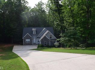 200 Dawn St, Newnan, GA 30263