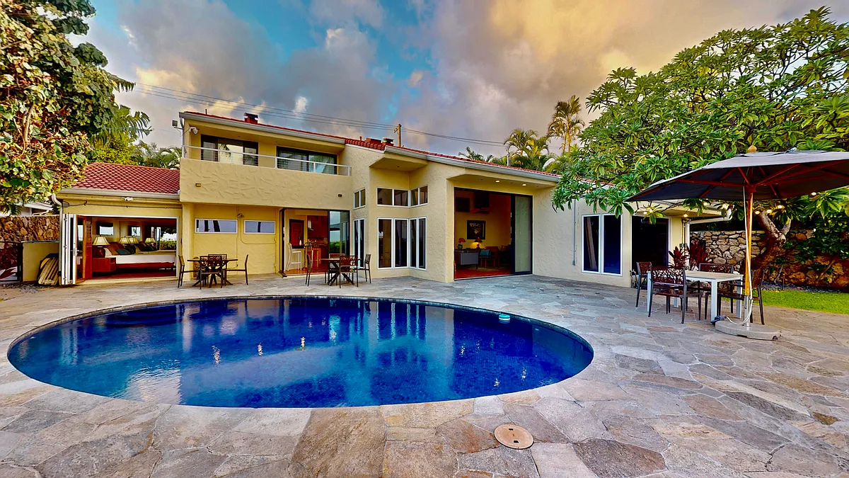 Building Photo - 4973 Kalanianaole Hwy