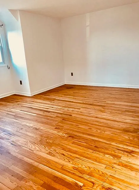 2 bed, 1.0 bath, $2,100 — Photo 4