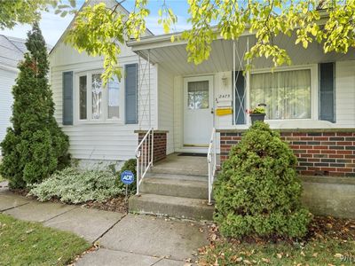 2475 La Salle Ave, Niagara Falls, NY, 14301