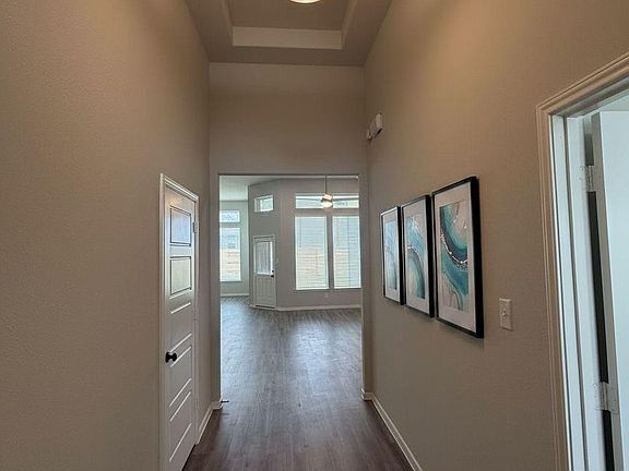 3rd image of 2519 Maverick Bank Dr