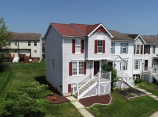 16 N Merriment Dr, Newark, DE 19702