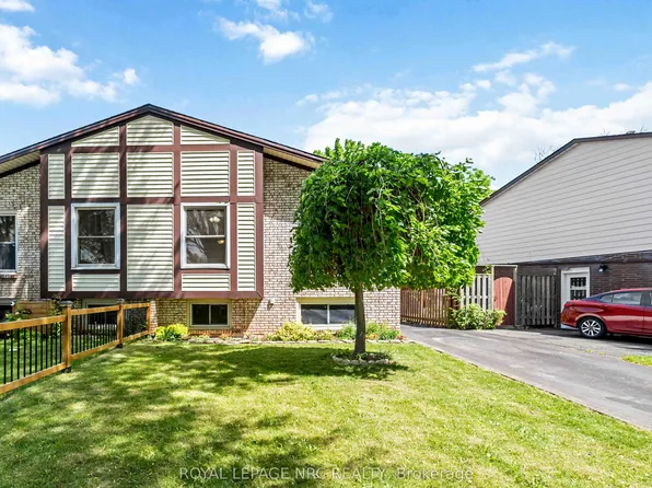 6583 Harmony Ave, Niagara Falls, ON L2H 1Z3
