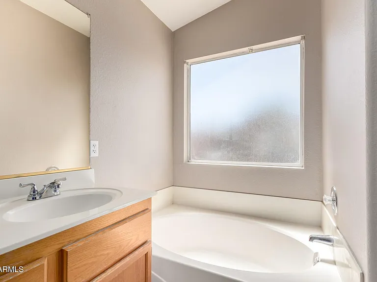 8375 W Dahlia Dr — Photo 14