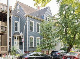 1111 W Roscoe St #1AC, Chicago, IL 60657