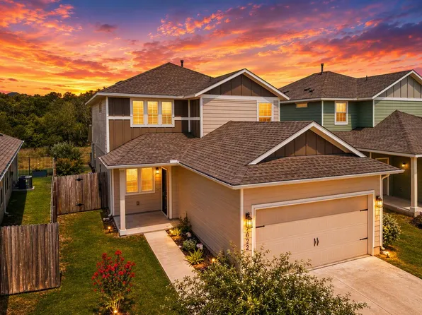 2625 Brand Iron Dr, San Marcos, TX 78666