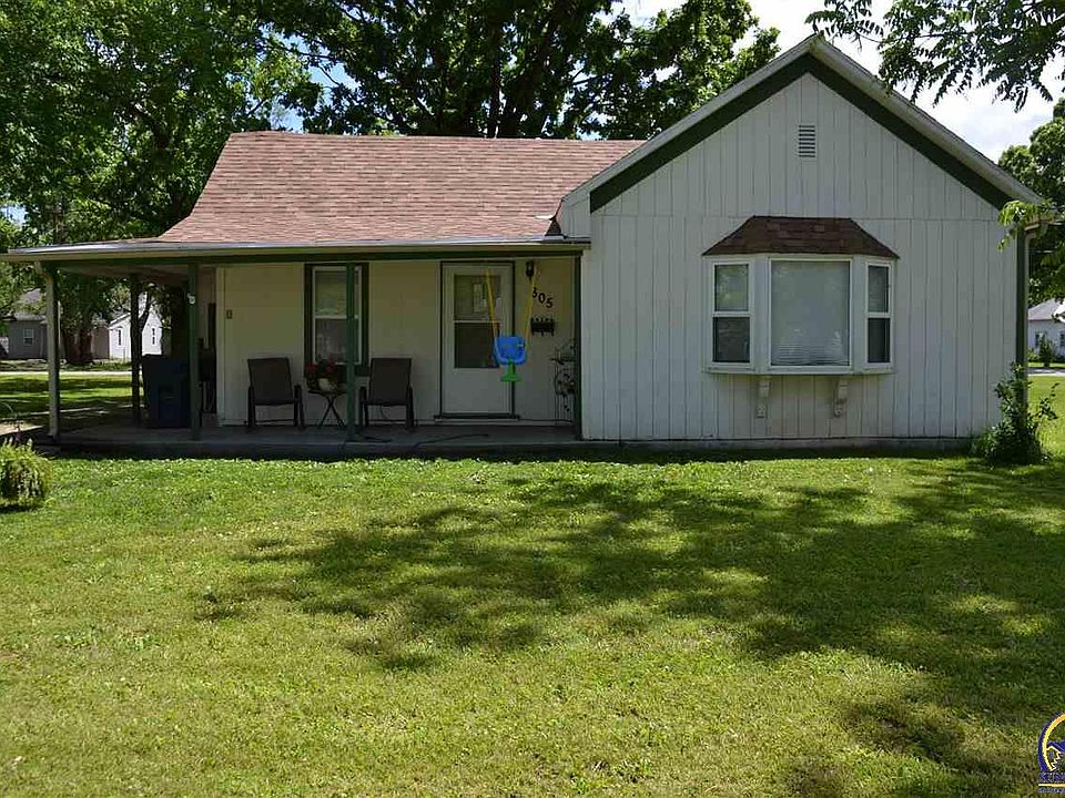 805 Holliday St, Osage City, KS 66523 Zillow