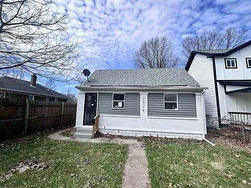 2926 Adams St photo 1