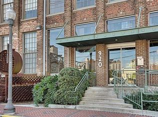 920 Poeyfarre St APT 217, New Orleans, LA 70130
