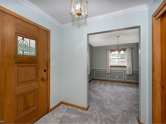 5th image of 3278 Hudson Dr