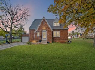 1906 N Vermilion St, Danville, IL 61832