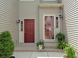425 N Tower Dr #425, Hainesville, IL 60030