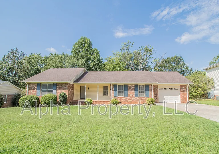 102 Ticonderoga Dr — Photo 1