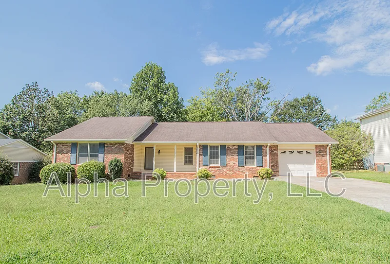 102 Ticonderoga Dr