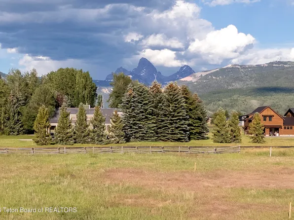2625 Goldshire Dr, Driggs, ID 83422