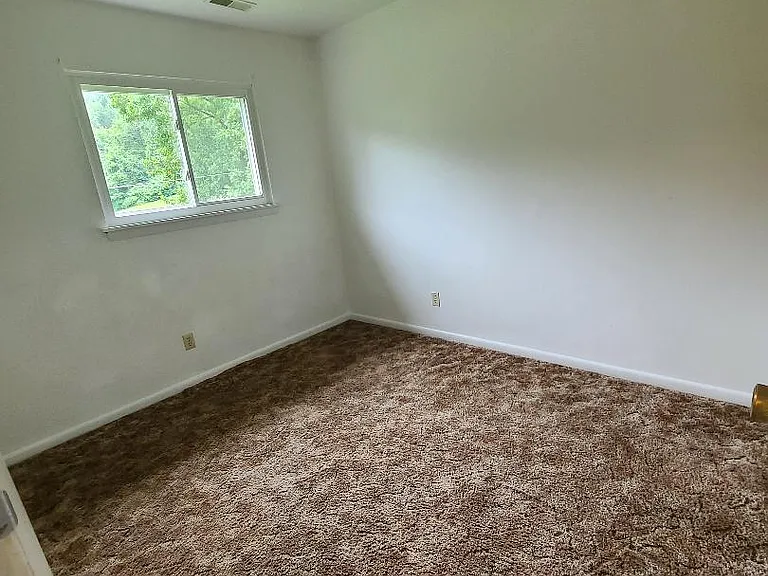101 Miracle Dr #2 — Photo 15