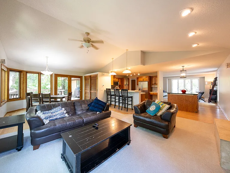 3521 Widgeon Way — Photo 2