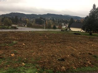 Elm St, Cottage Grove, OR 97424