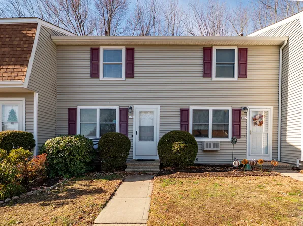 129 Brentwood Drive #129, Wallingford, CT 06492