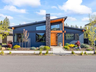 490 E Diamond Peak Ave, Sisters, OR, 97759