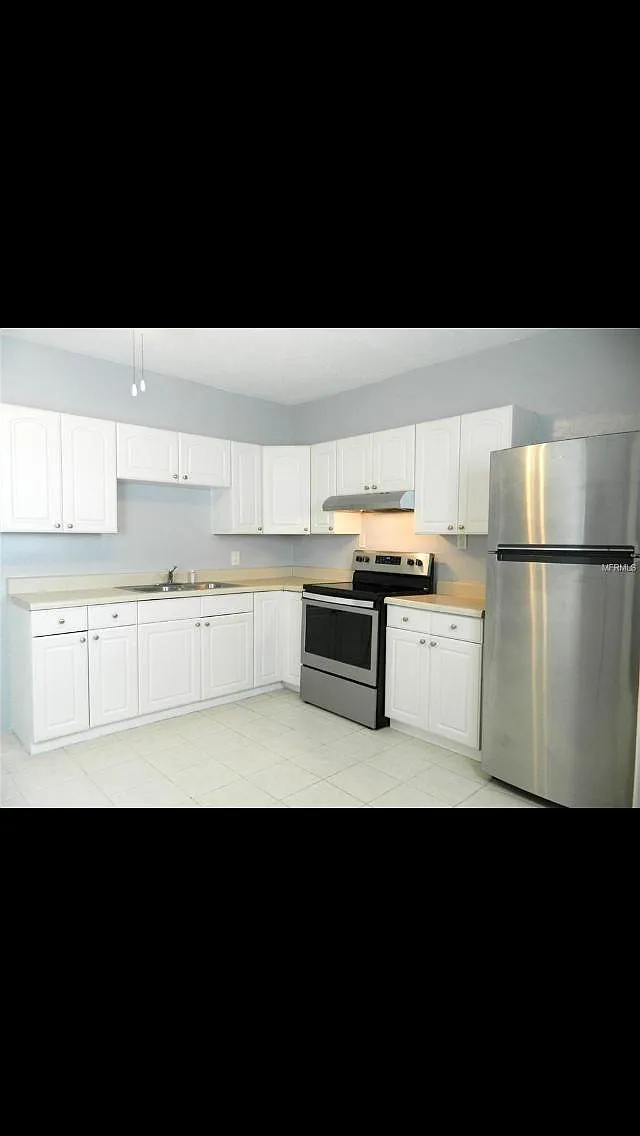 Building Photo - 3408 W Van Buren Dr