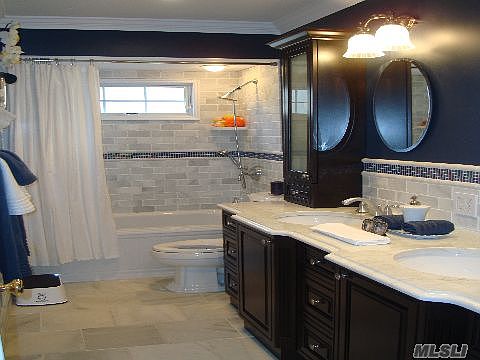 3rd image of 16207 89th St