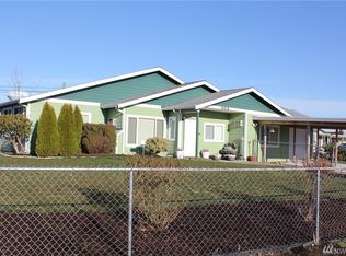 10516 Cronins Dr SW, Lakewood, WA 98499