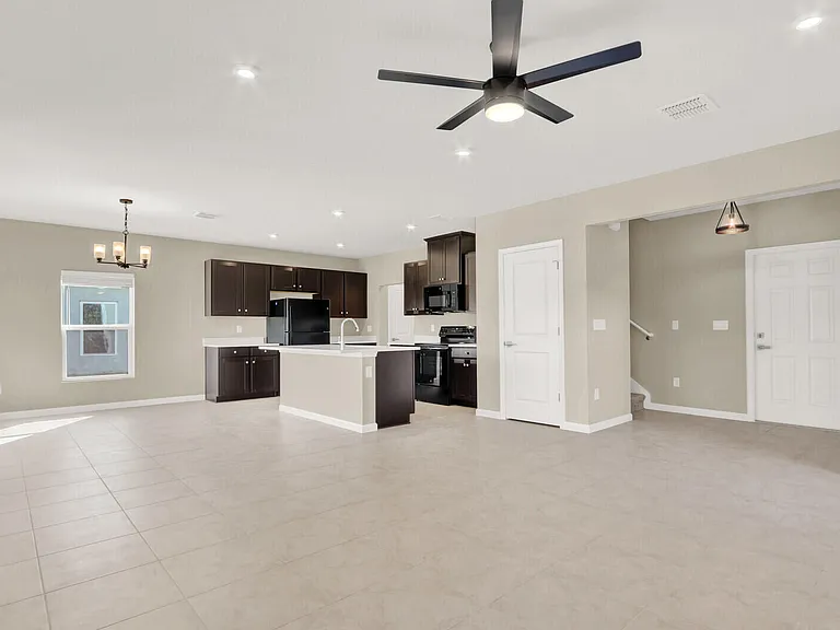 15693 SW Twilight St — Photo 7