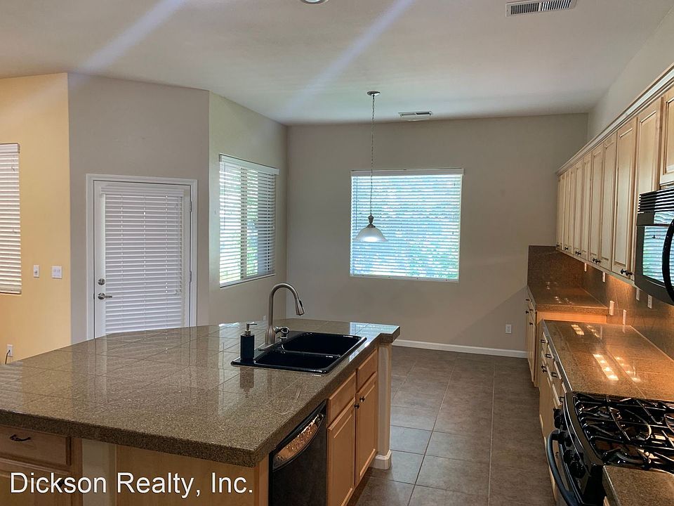 1st image of 5039 Dubonnet Dr
