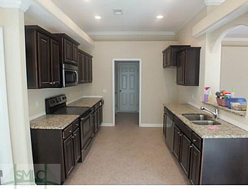 2nd image of 305 Brighton Woods Dr