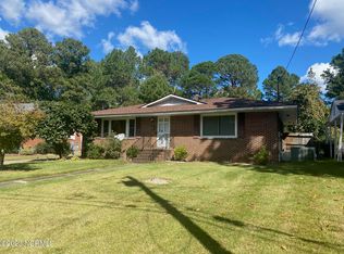 1216 Elizabeth Rd W, Wilson, NC 27893